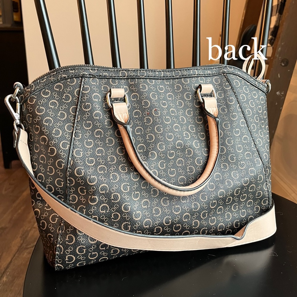 Guess Purse - Picture 3 of 6